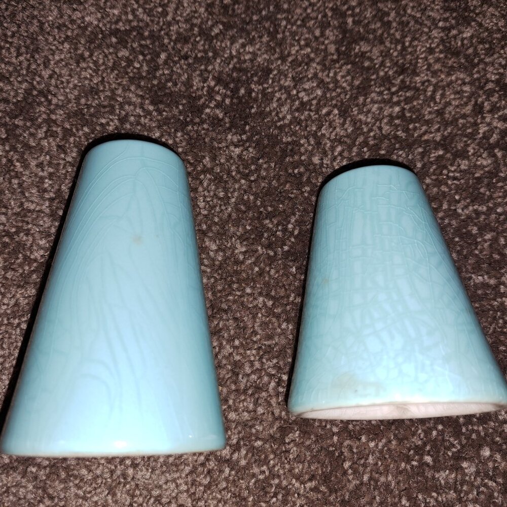 Vintage Marcrest Swiss Alpine Chalet Atomic Turquoise Salt And Pepper Shakers - Picture 5 of 10